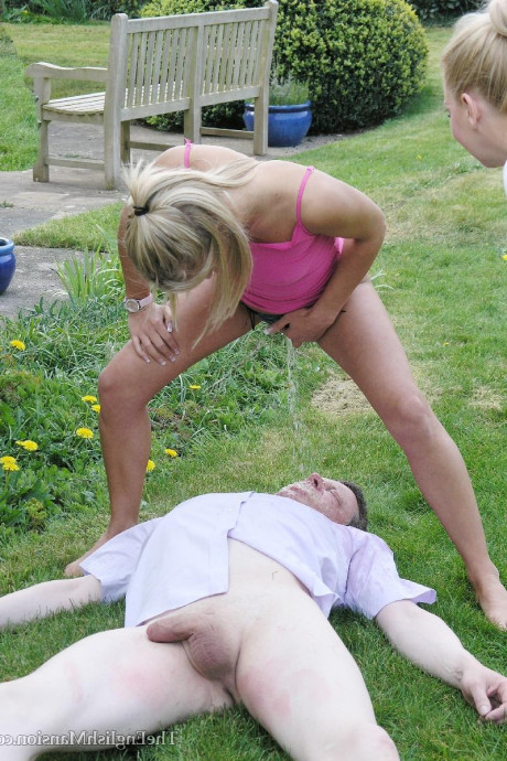 Фемдом картинка 18