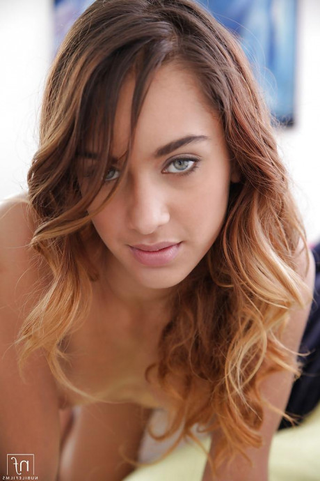 Ума Джоли картинка 28