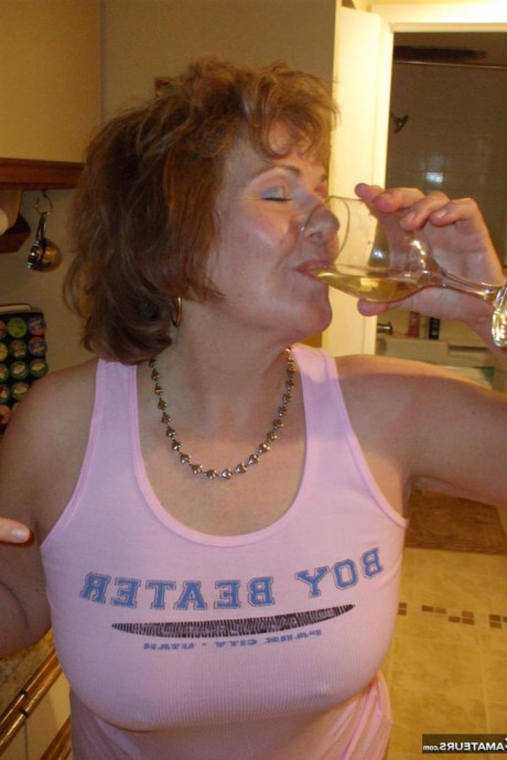 Блондинка маленькая грудь картинка 42