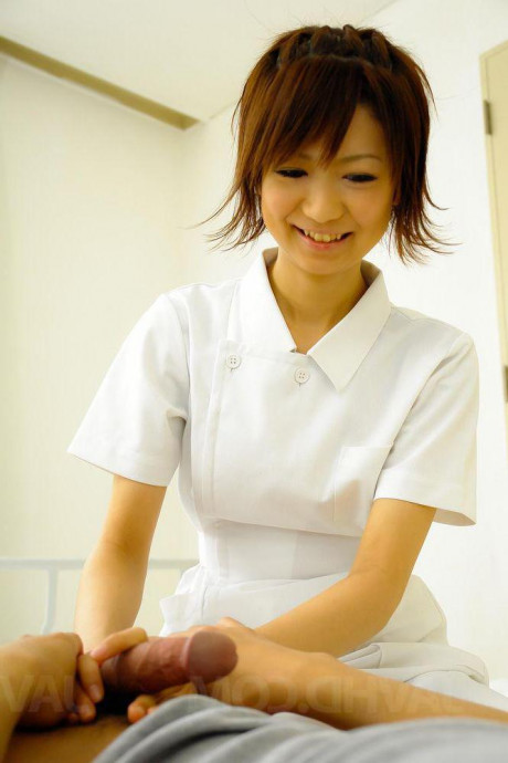 Медсестра мастурбирует картинка 29