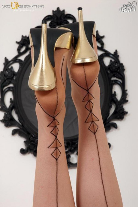 Ретро рыжая картинка 23